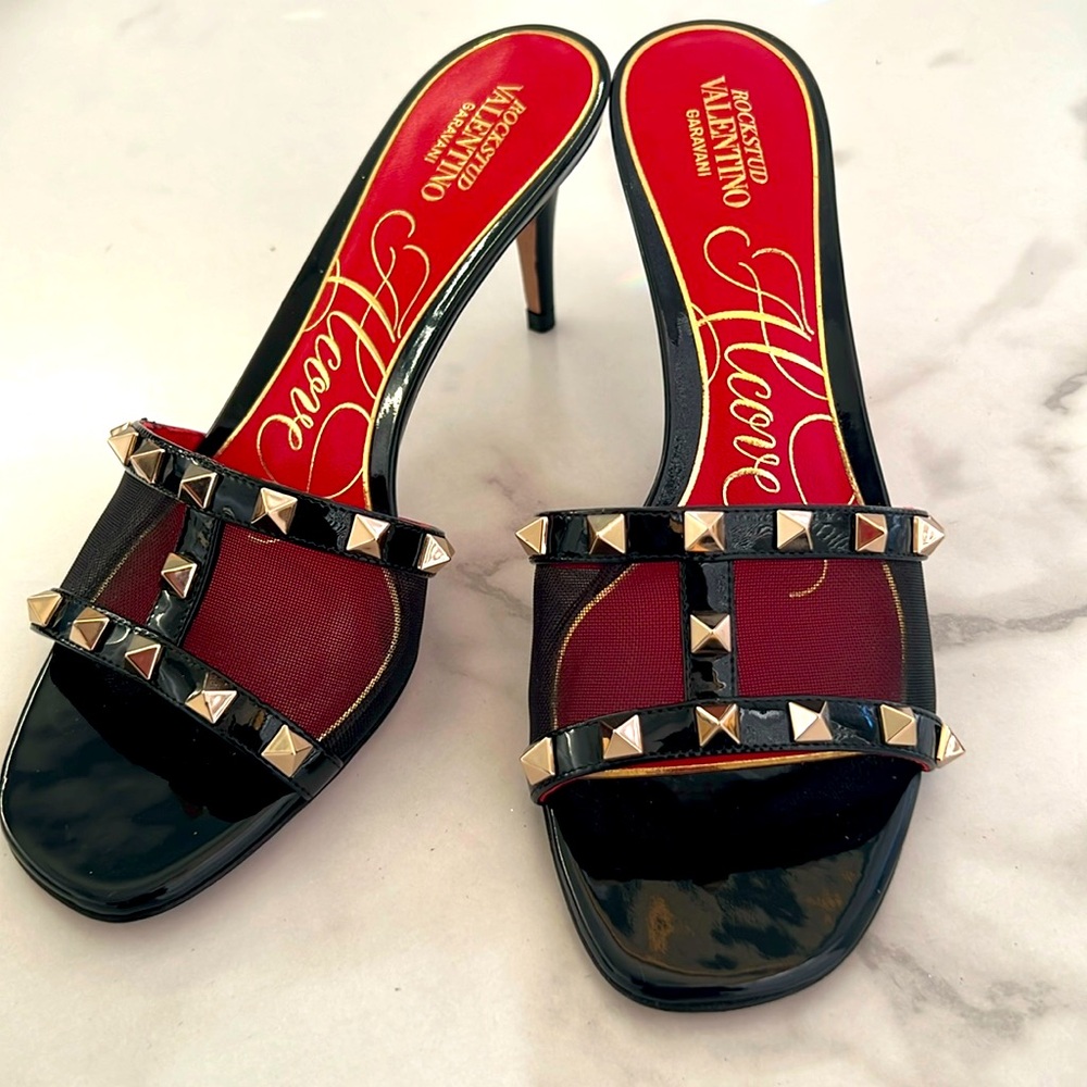 Valentino Rockstud garavani heels size 37